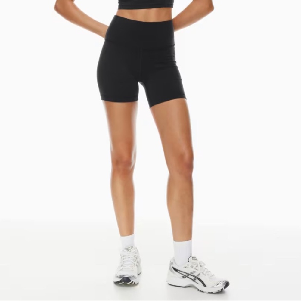 TNA action biker shorts